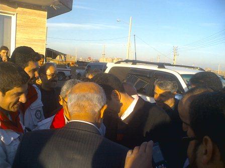 http://s1.picofile.com/file/7629600321/ahmar_01_2_.jpg