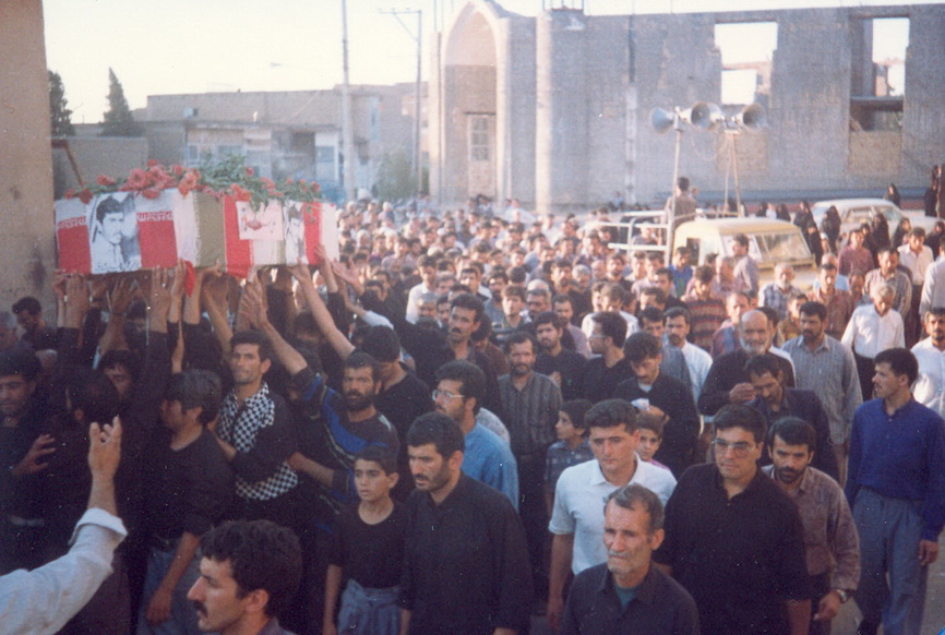 http://s1.picofile.com/file/7630547418/satary_ali_0_88_.jpg