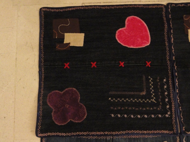 تکه دوزی روی لی مشکی