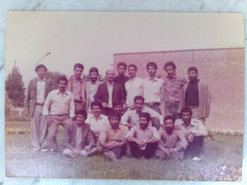 http://s1.picofile.com/file/7637733545/12_11_91_11_.jpg