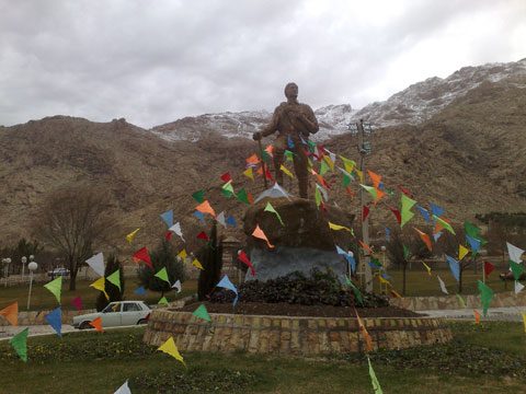 http://s1.picofile.com/file/7640954301/Image1142_.jpg