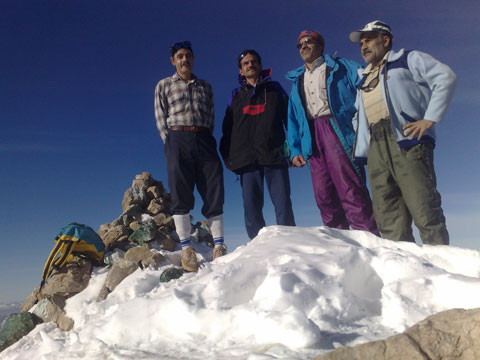 http://s1.picofile.com/file/7645955264/Image1260.jpg