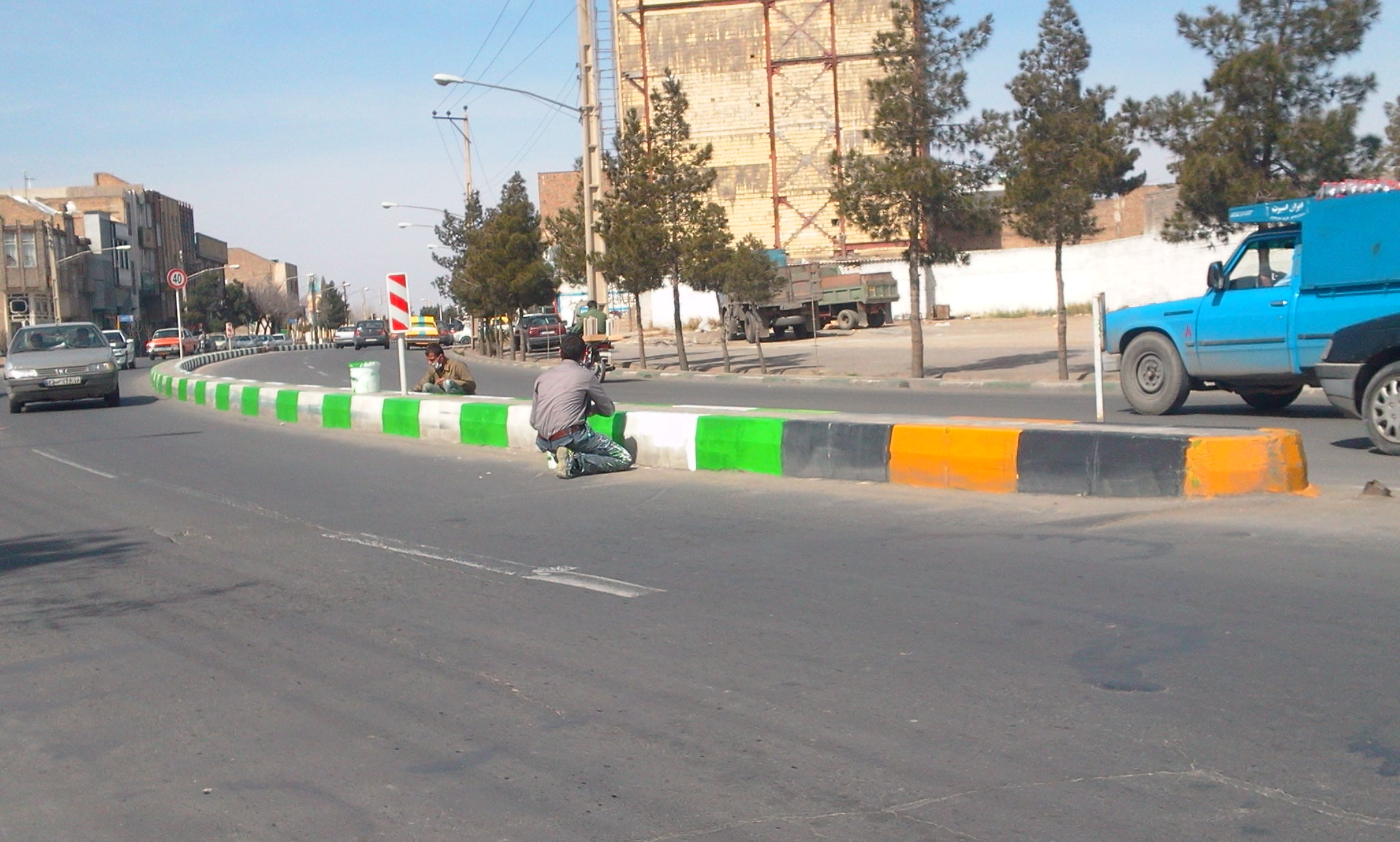 http://s1.picofile.com/file/7693420749/Photo0888.jpg