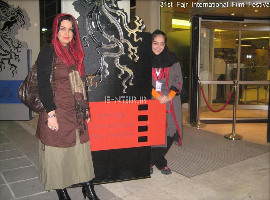 هیلا اکرانی و آرزو افشار در حاشیه جشنواره فجر