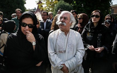 http://s1.picofile.com/file/7717123010/_988_400x250.jpg