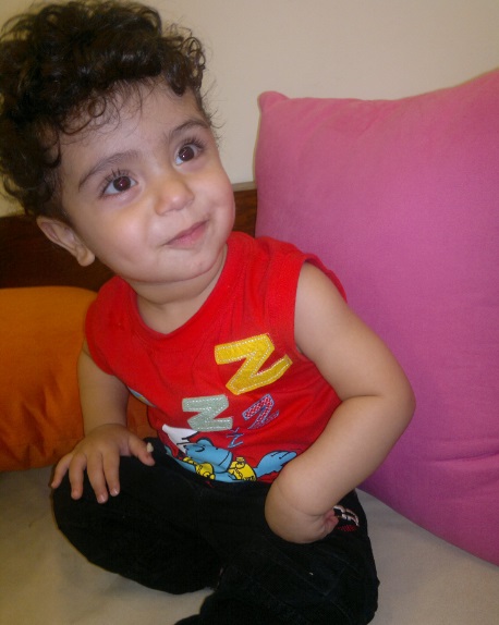 http://s1.picofile.com/file/7776264943/amirmohamad.jpg