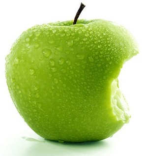 خوردن سیب با پوست