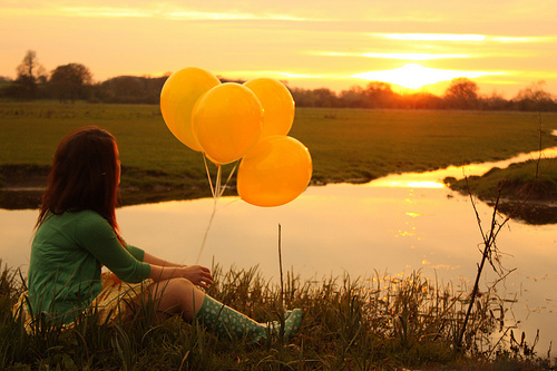 http://s1.picofile.com/file/7784478488/Www_Pix98_CoM_Montakhab_025.jpg