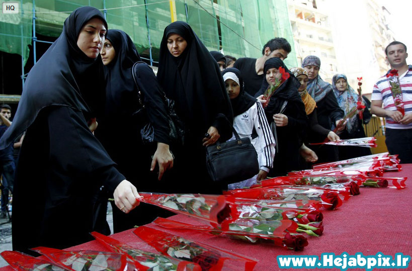 بستگان قربانیان بمبگذاری خودرو در حومه جنوبی بیروت چادر حجاب در لبنان دختر لبنانی دختر محجبه حجاب در سایر کشورها