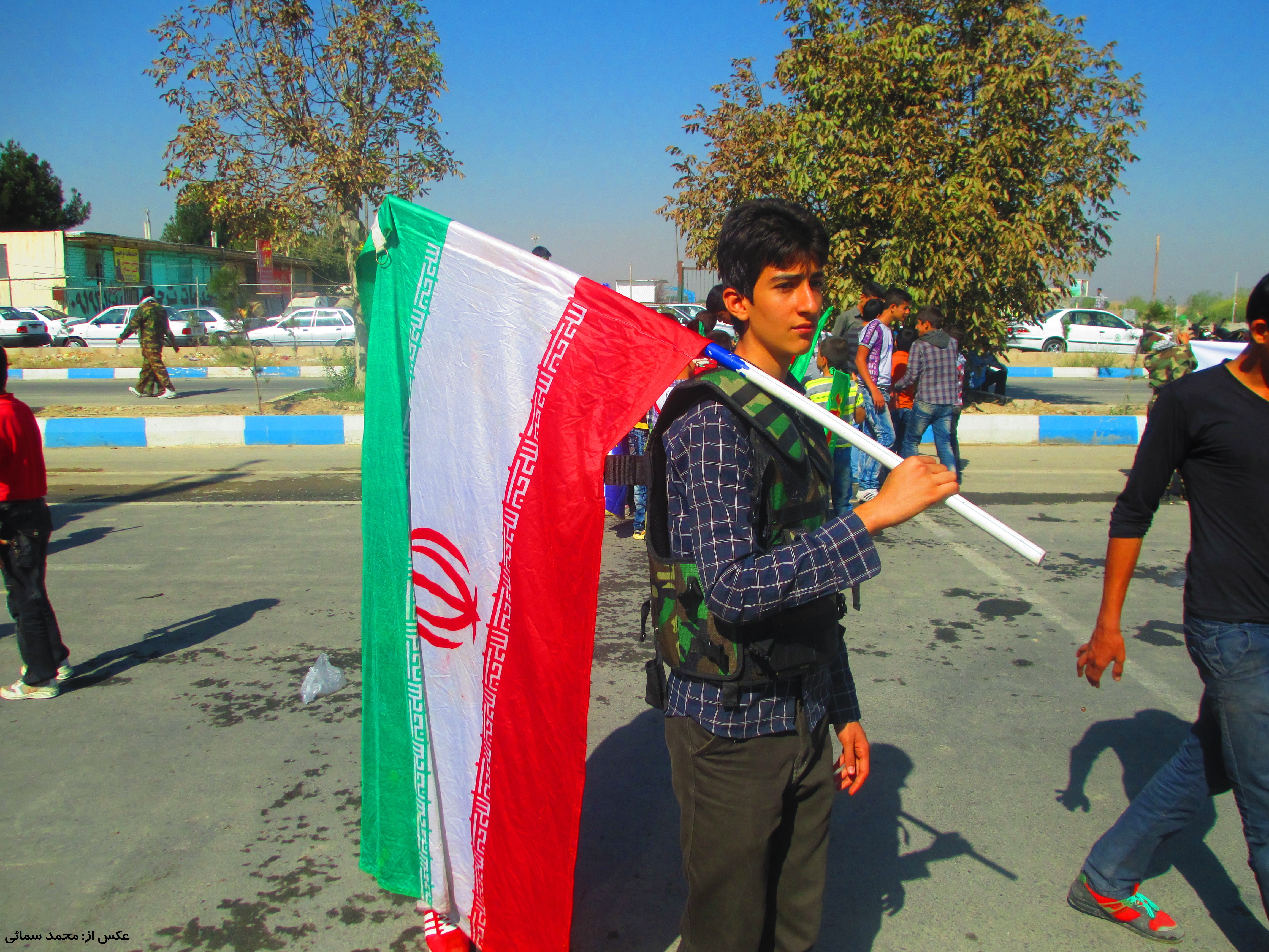 http://s1.picofile.com/file/7945936662/Mabare01ha_Rezhe_Malard_15_.jpg