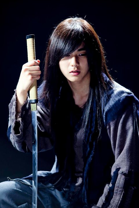 http://s1.picofile.com/file/7960962575/Warrior_Baek_Dong_Soo_5_.jpg