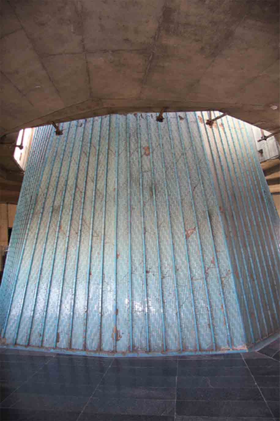 http://s1.picofile.com/file/7963391177/Gonbad.jpg