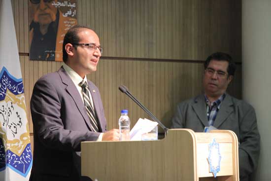 http://s1.picofile.com/file/7982970535/arfaei_9.jpg