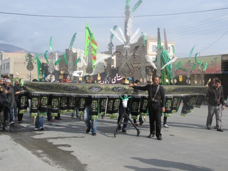 http://s1.picofile.com/file/8100375976/IMG_0052.jpg