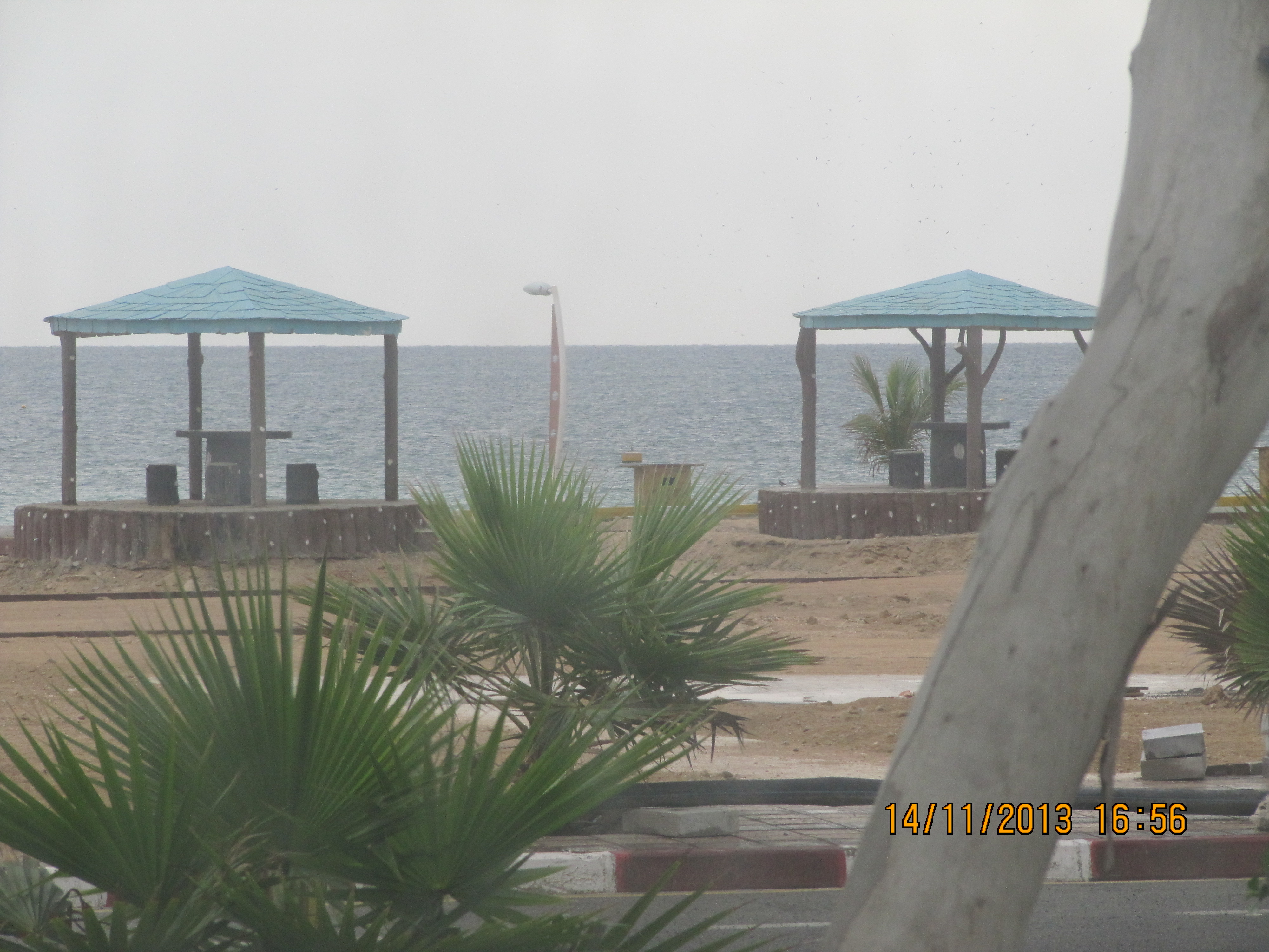 http://s1.picofile.com/file/8101867934/IMG_1627.jpg