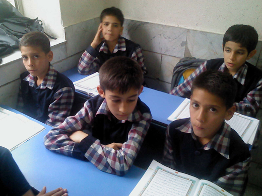 تصویر دانش آموزان کلاس چهارم ج دبستان سلمان فارسی
