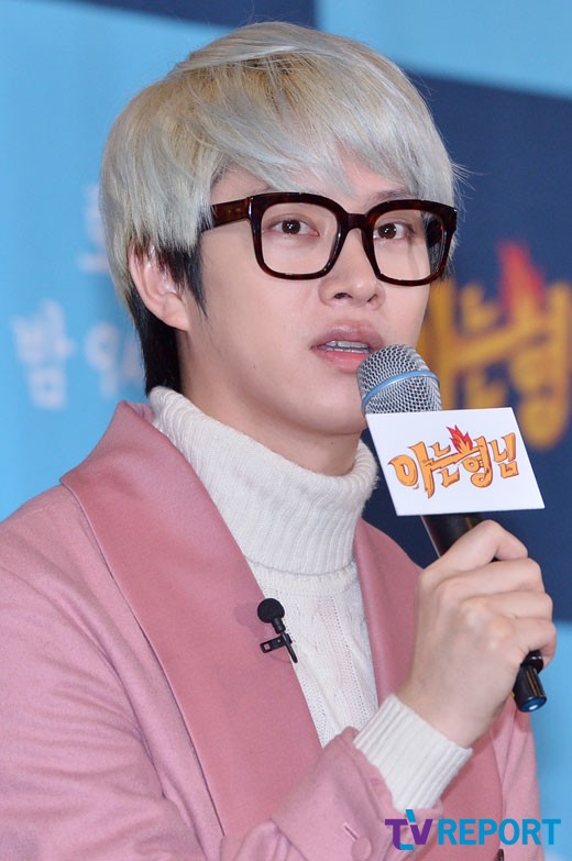 http://s1.picofile.com/file/8226923226/151204_heechul_2.jpg