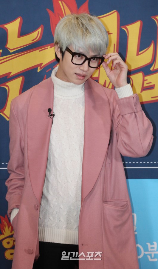 http://s1.picofile.com/file/8226923234/151204_heechul_3.jpeg