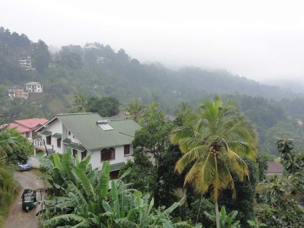 http://s1.picofile.com/file/8227056984/570.jpg