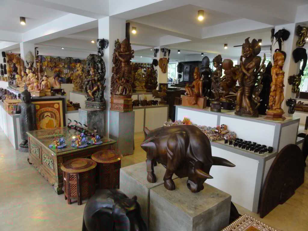 http://s1.picofile.com/file/8227057718/614.jpg
