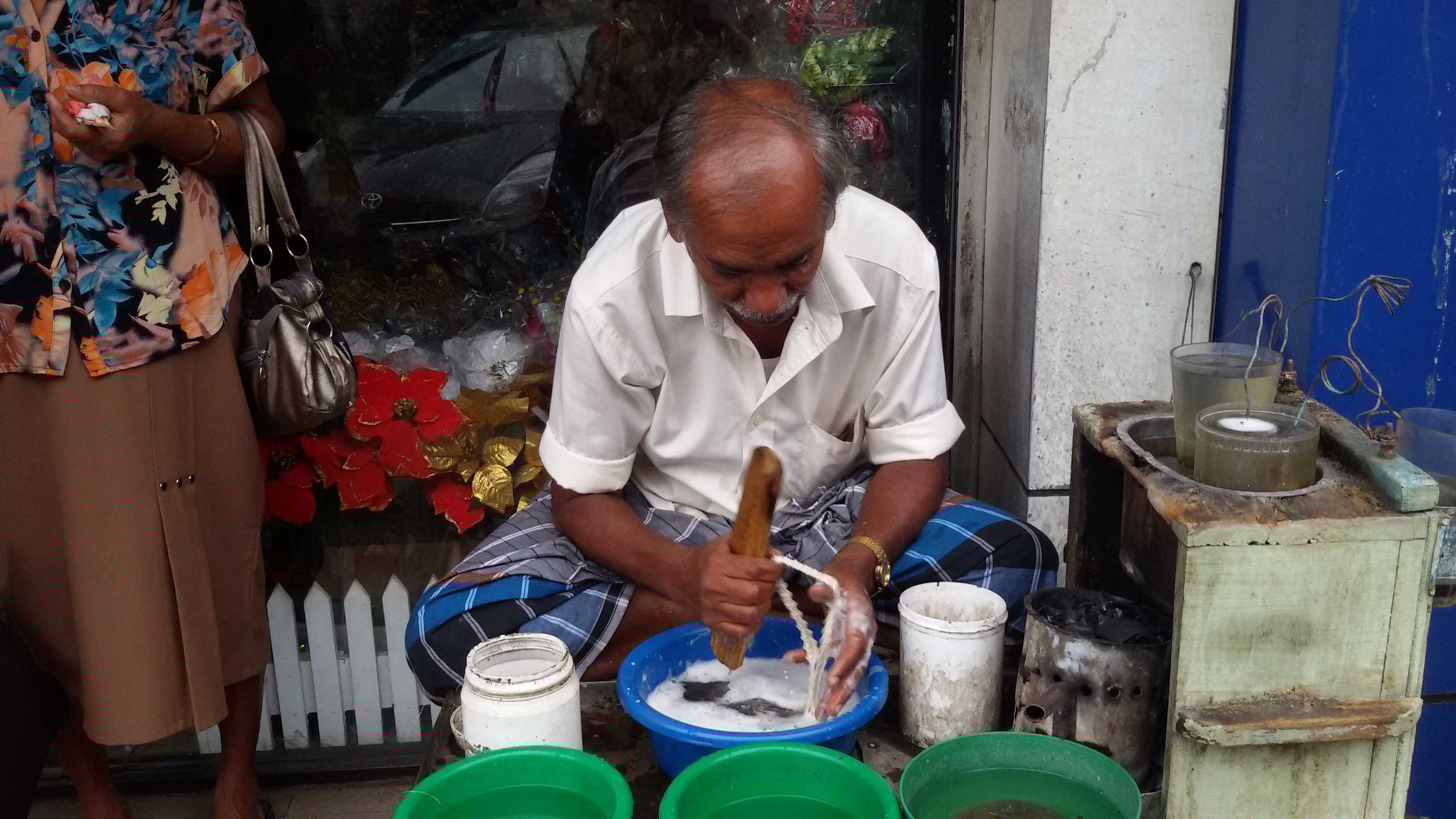 http://s1.picofile.com/file/8227058084/20141125_114557.jpg