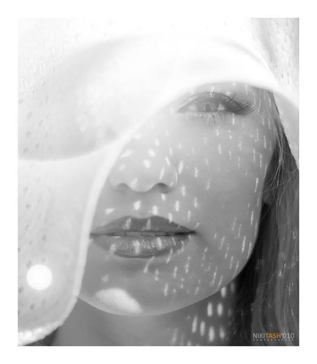 http://s1.picofile.com/file/8260458834/995801_671350726260809_1964211203_n.jpg