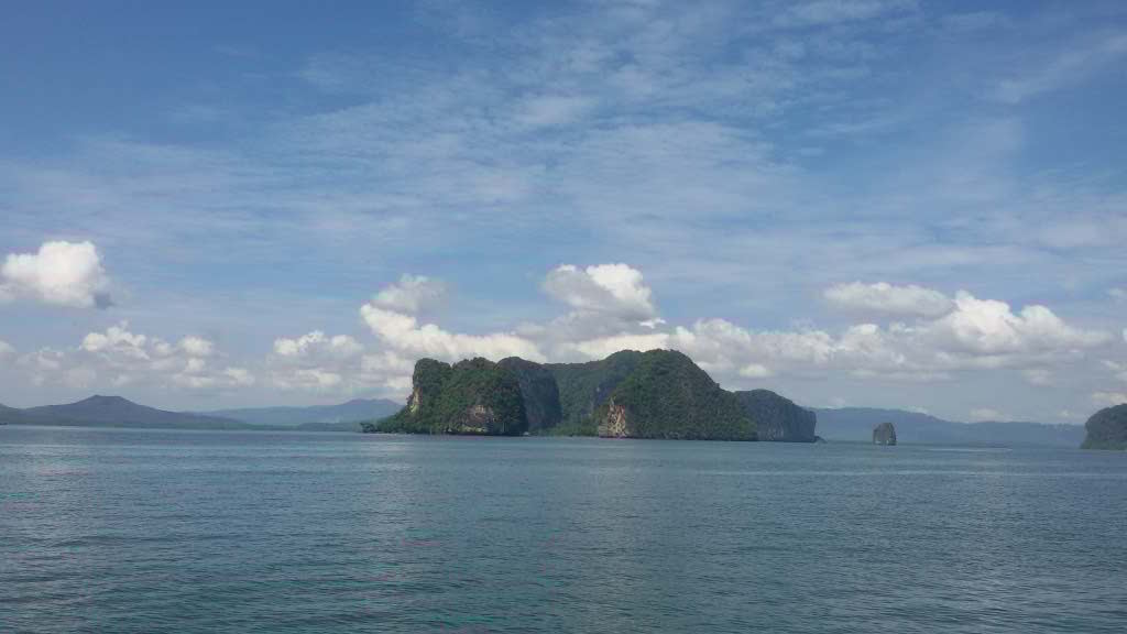 http://s1.picofile.com/file/8261787300/20141201_113351.jpg