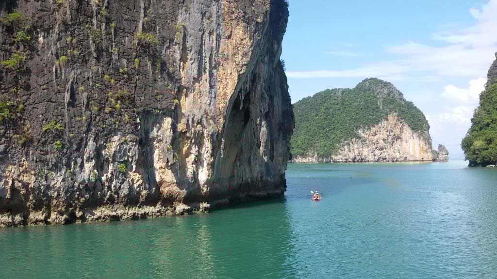http://s1.picofile.com/file/8261787592/20141201_142050.jpg