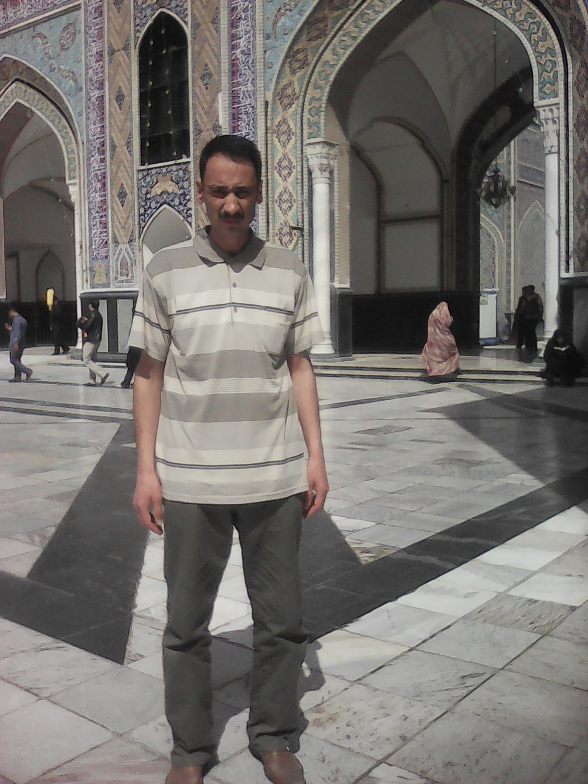 http://s1.picofile.com/file/8262488934/IMG_20130804_000518.jpg