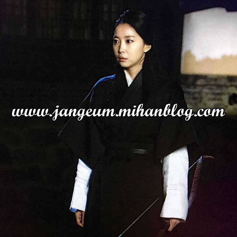 http://s1.picofile.com/file/8263016200/yoon_ah_3.jpg