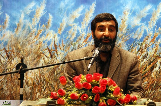 http://s1.picofile.com/file/8263411368/haj_hossein_yekta.jpg