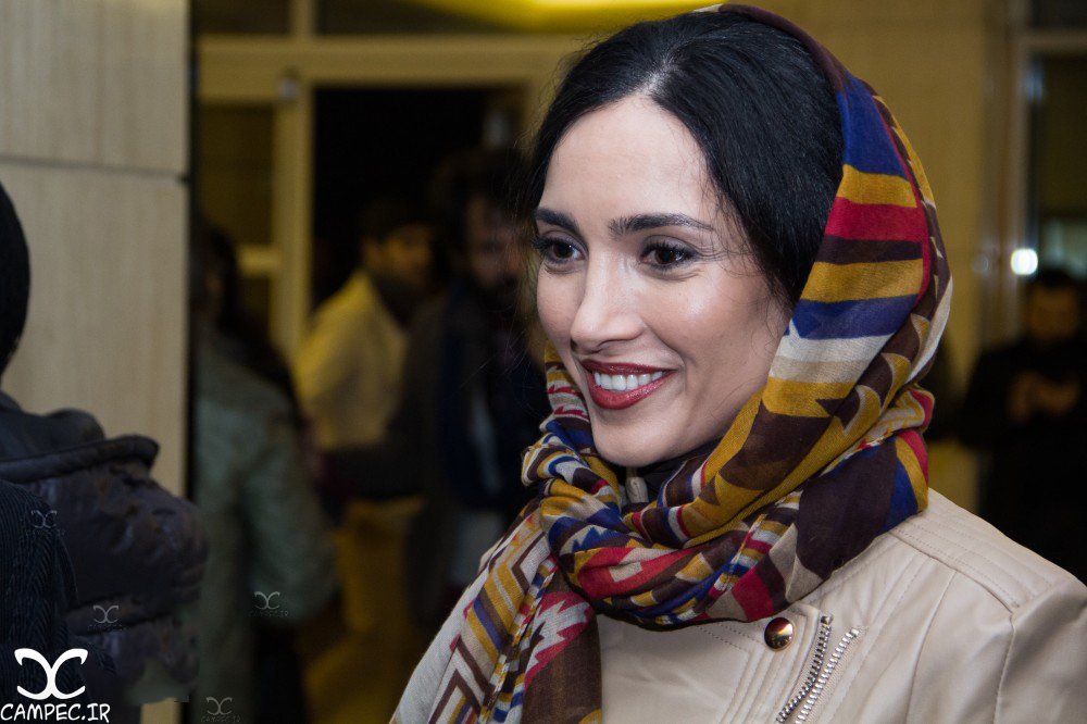 خاطره اسدی در افتتاحیه جشنواره 35 فیلم فجر