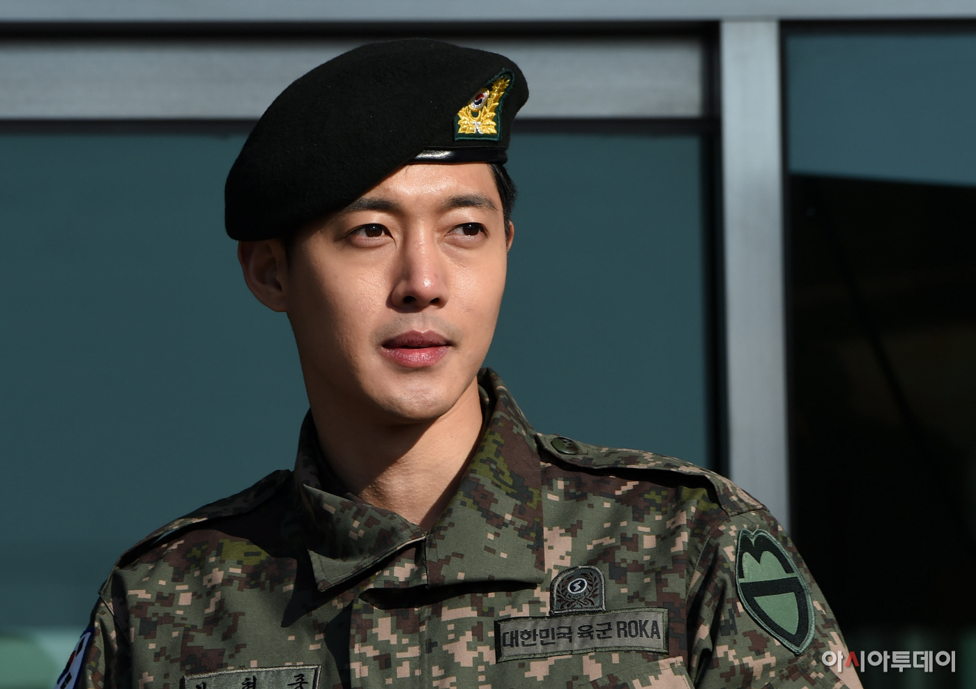 [HolisHyun Fancam+Videos] KHJ Military Discharge Day ~ KHJ at venue [2017.02.11]