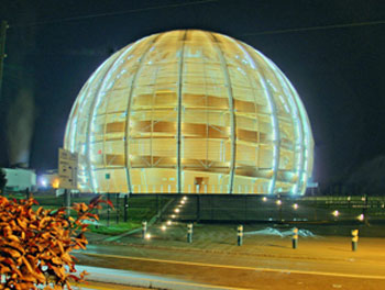 CERN محل تولد