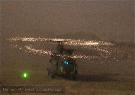 تصاویری خارق العاده و عجیب از یک هلیکوپتر در صحرا